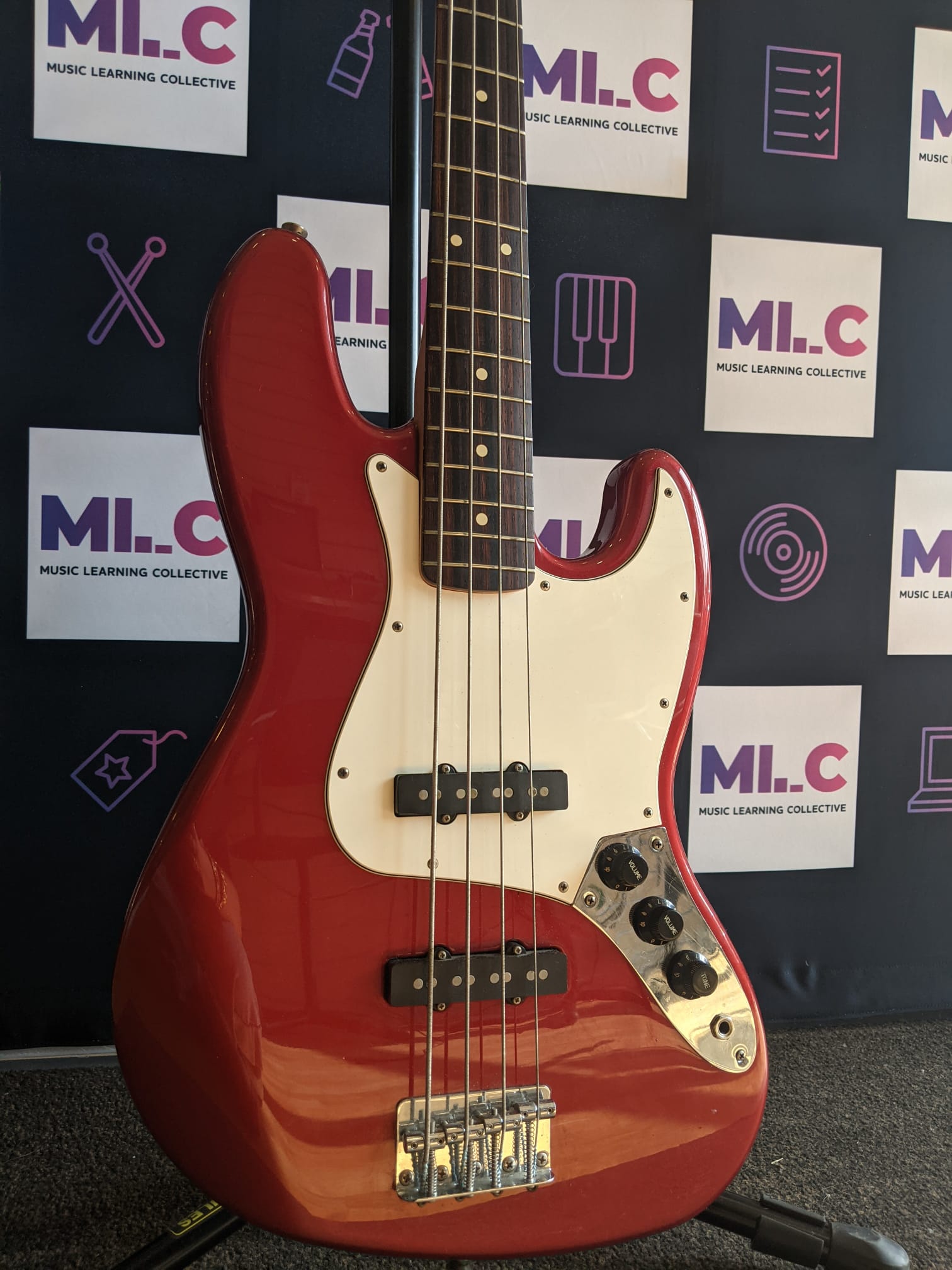 Fender Jazz Bass Made in Mexico Pre-Owned