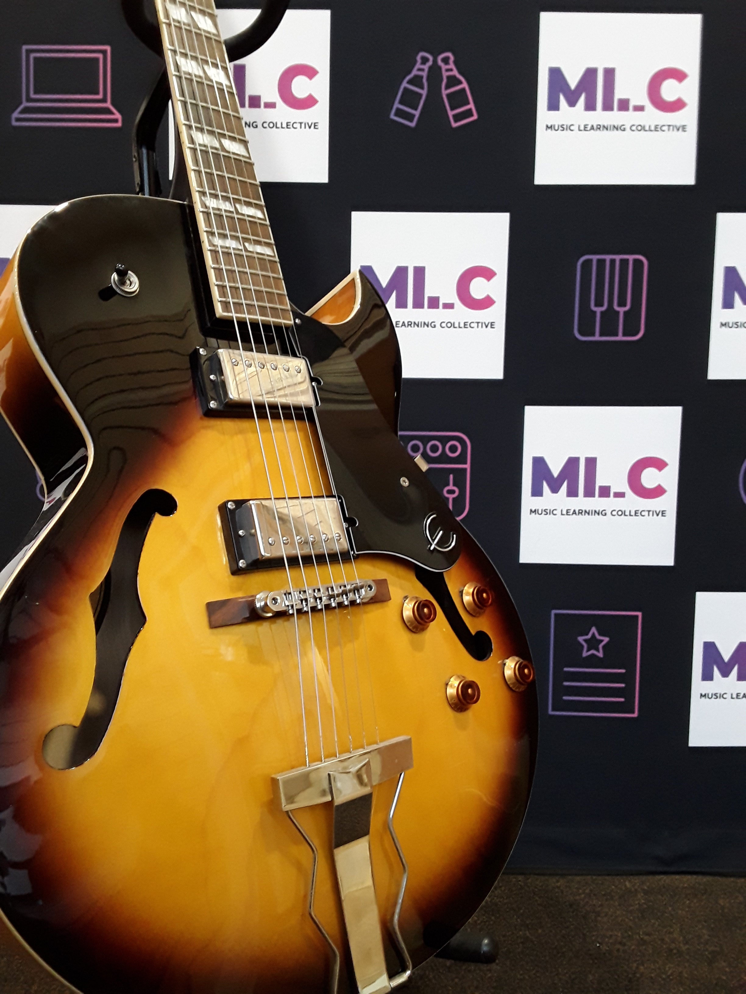 Epiphone ES-175 VS Premium Vintage Sunburst 2012 Samick Pre-Owned