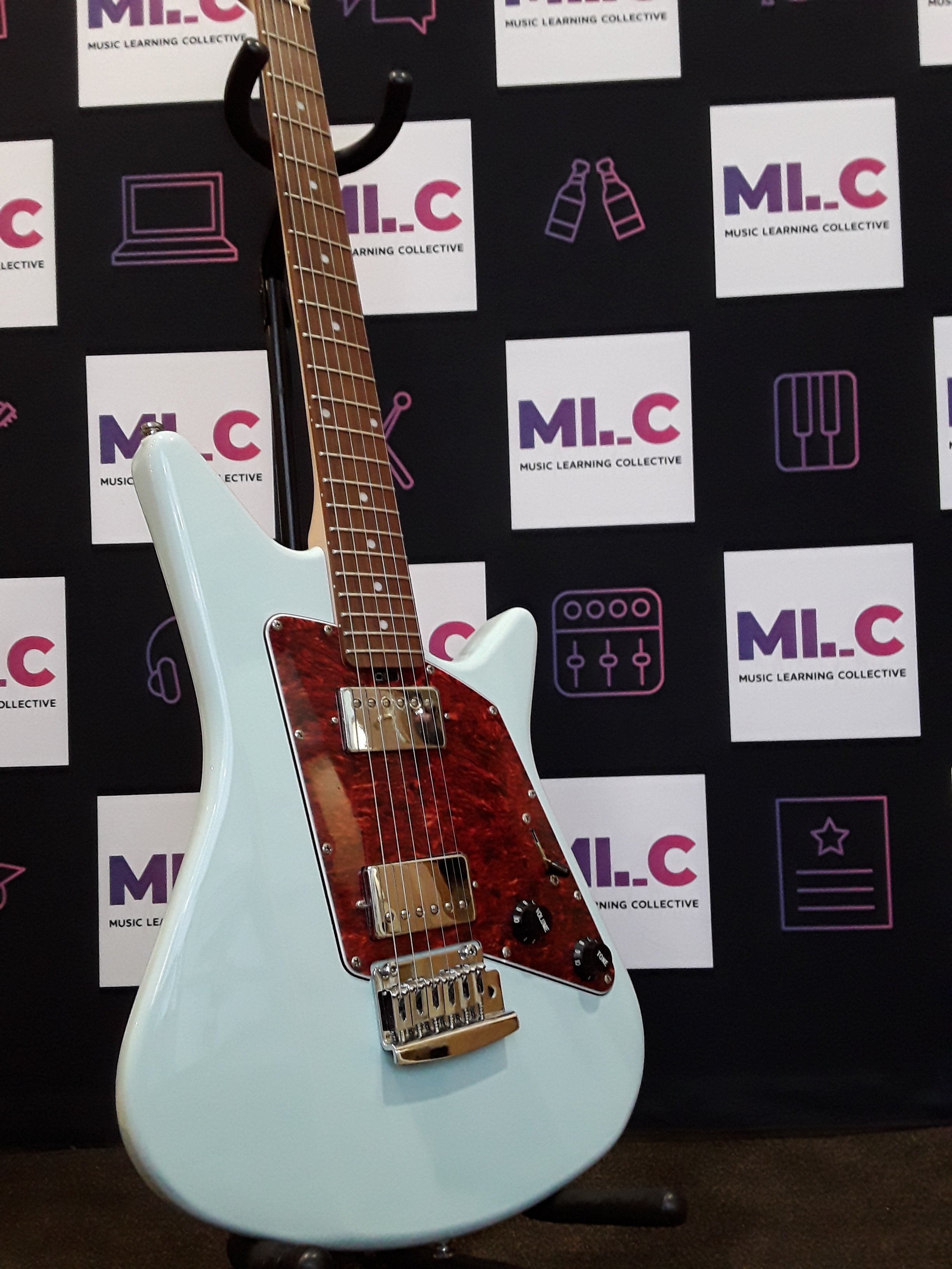 Sterling by Music Man Sub Series Albert Lee Daphne Blue Pre-Owned