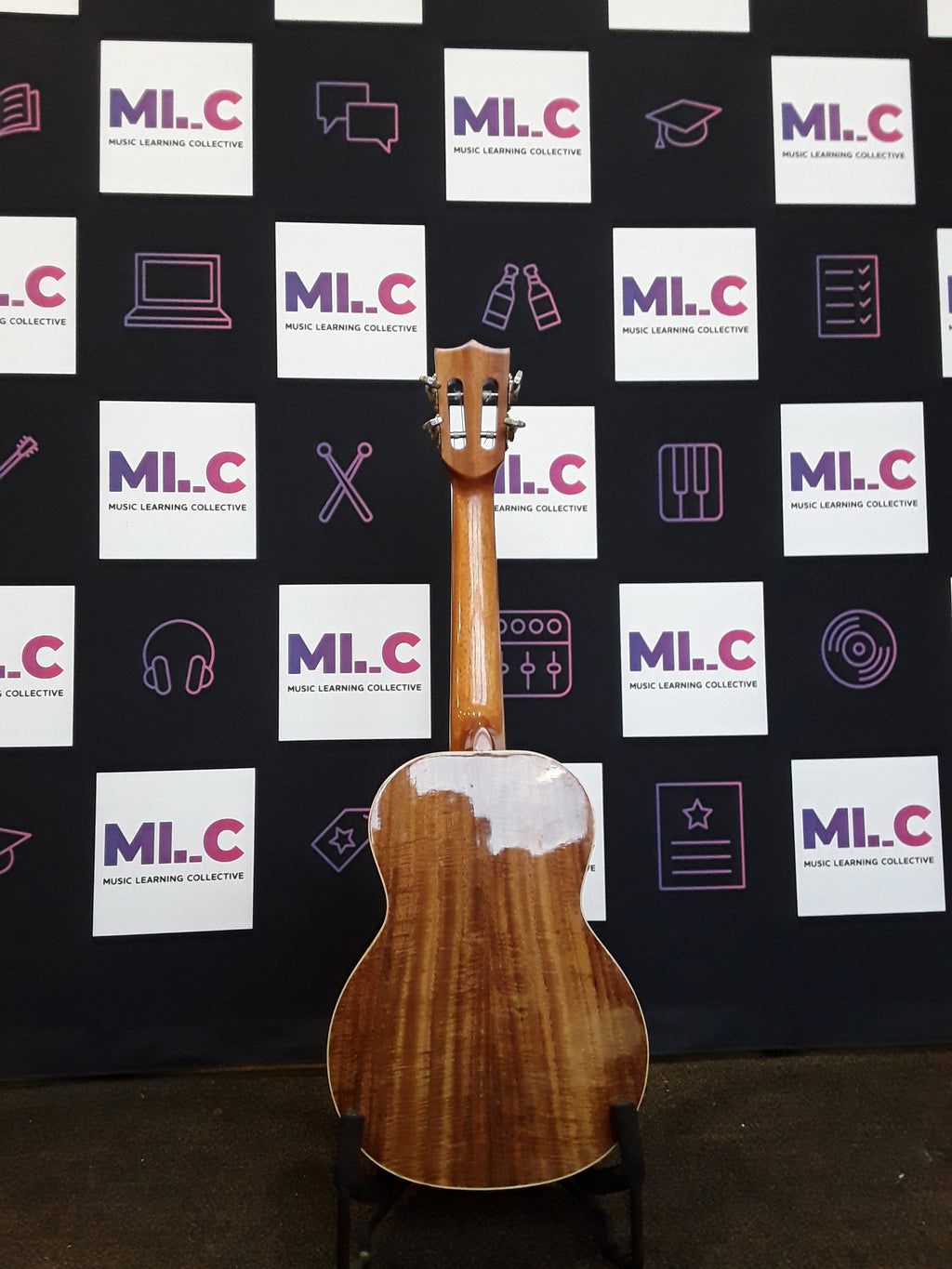 Ukulele VTAB FS-T15 All Solid Acacia Tenor With GigBag Pre-owned