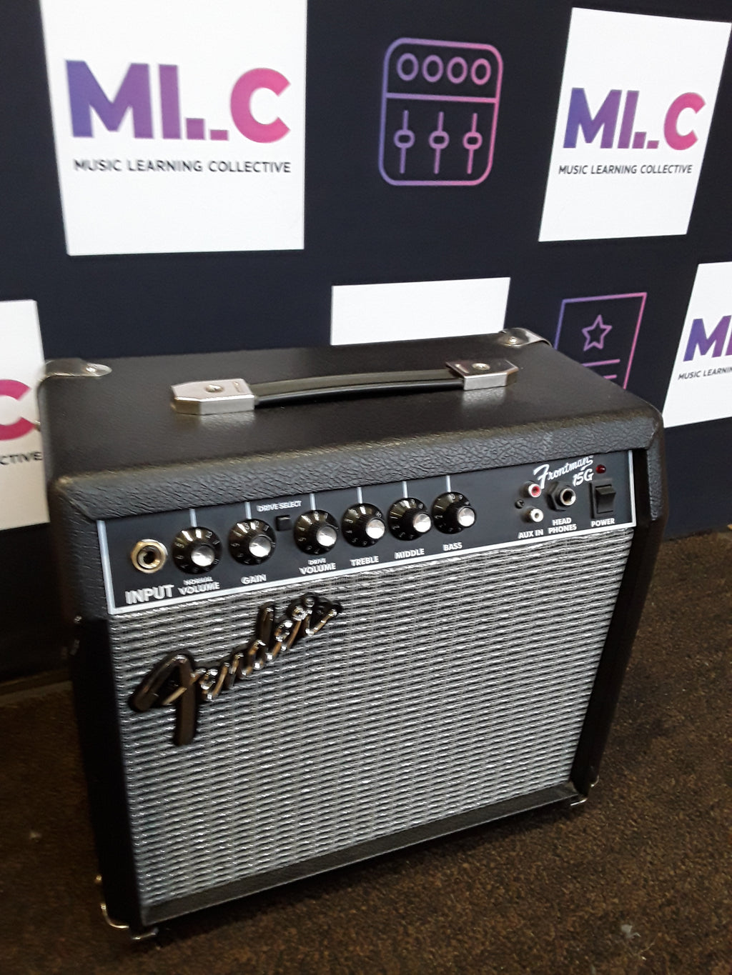 Fender Frontman 15G 2-Channel 15-Watt 1x8" Guitar Practice Amp Pre-Owned