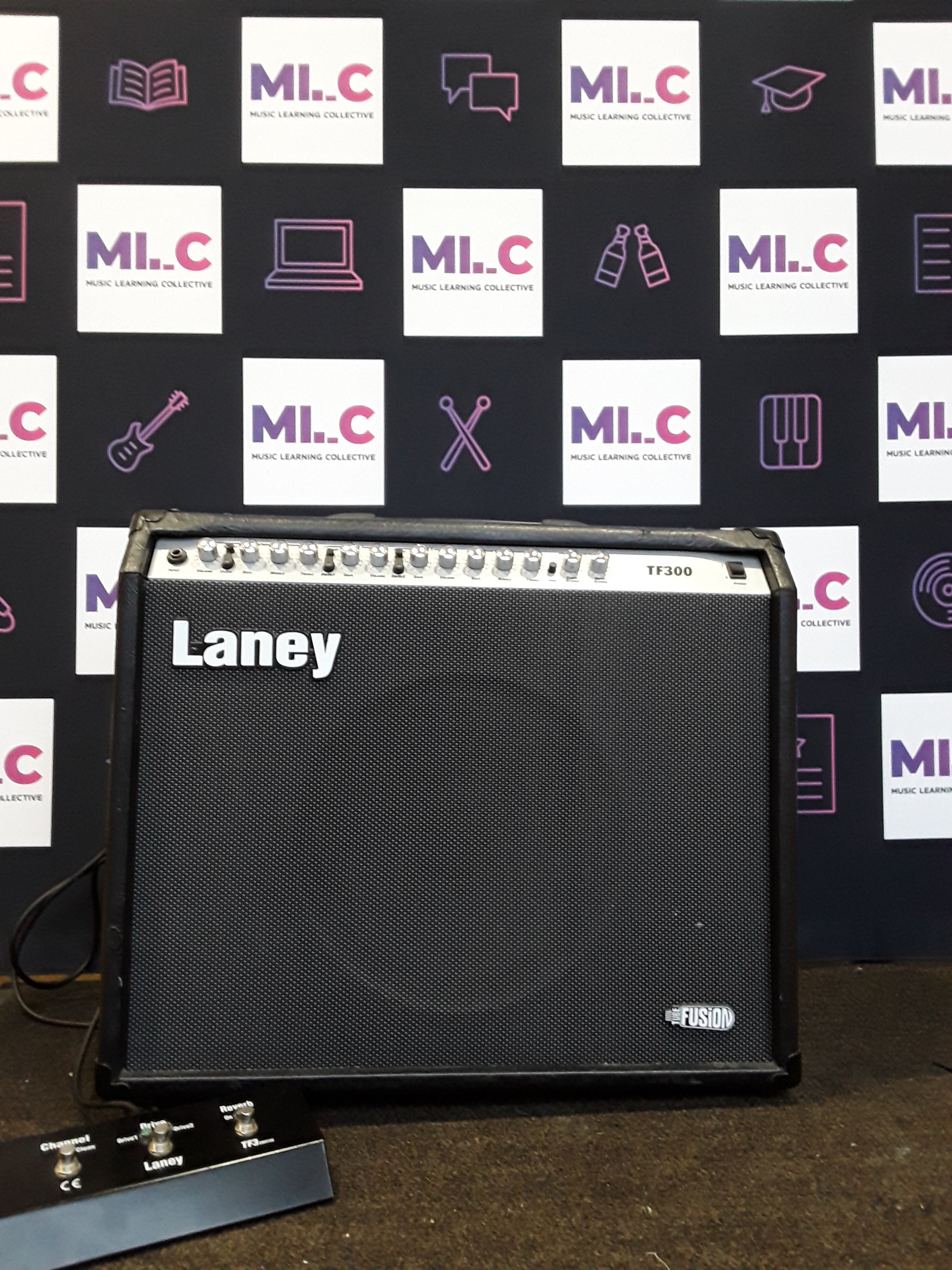 Laney Tube Fusion TF300 120w Hybrid Guitar Amp Pre-owned