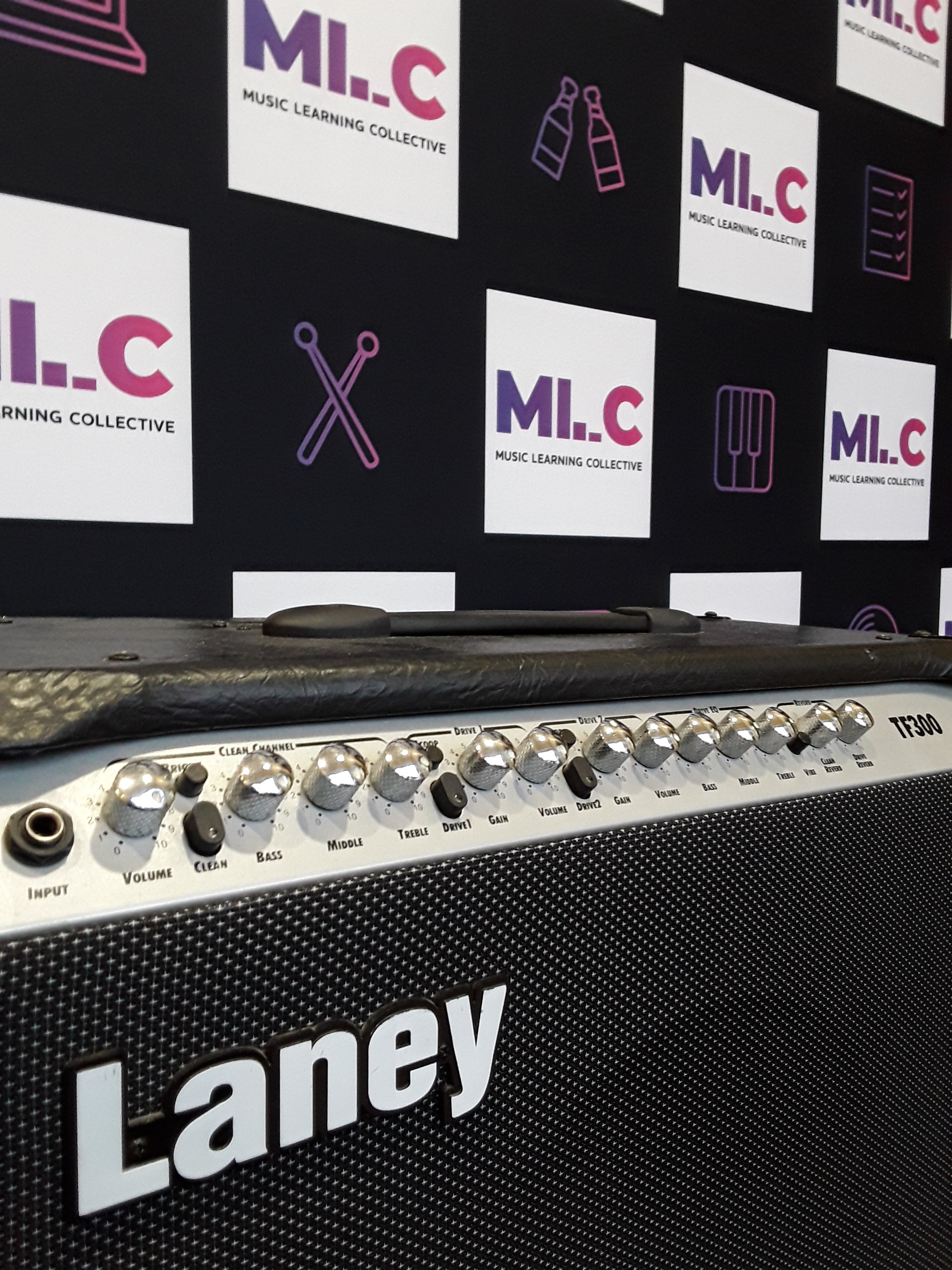 Laney Tube Fusion TF300 120w Hybrid Guitar Amp Pre-owned