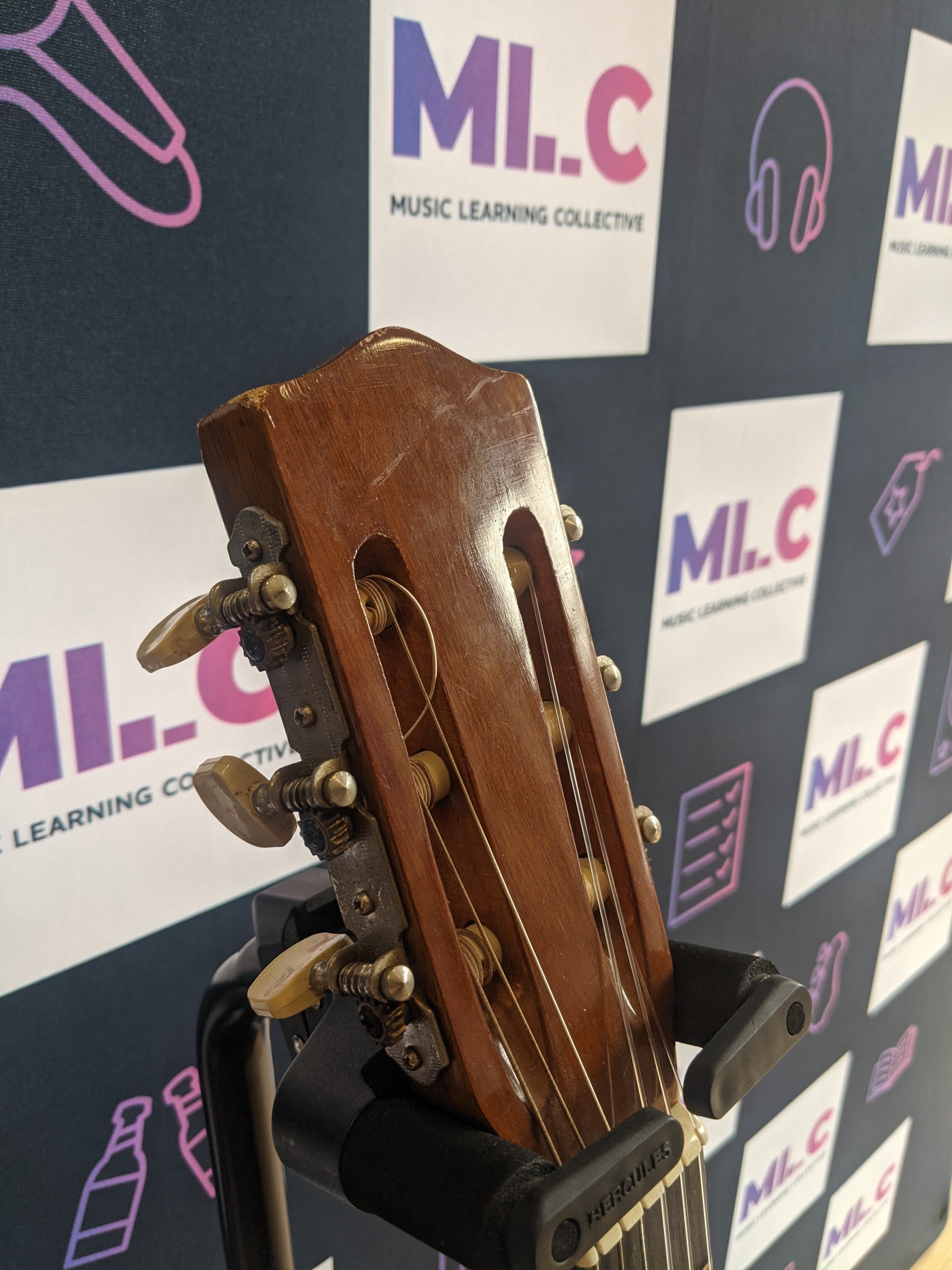 Lorengo 42LA Classical Guitar Pre-Owned